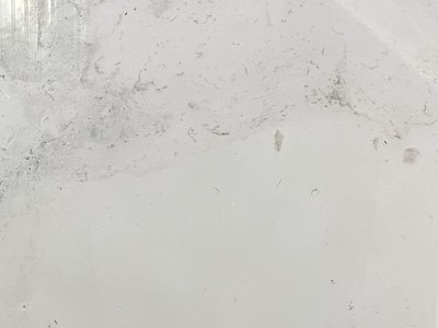 підвіконня з світло-сірого мармуру на замовлення